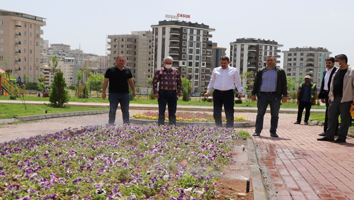 BAŞKAN BAYDİLLİ YENİ PARKLARI İNCELEDİ