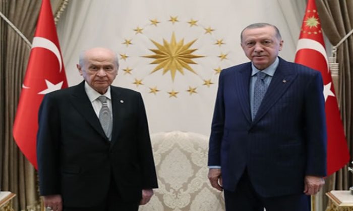 Cumhurbaşkanı Erdoğan, MHP Genel Başkanı Bahçeli’yi kabul etti