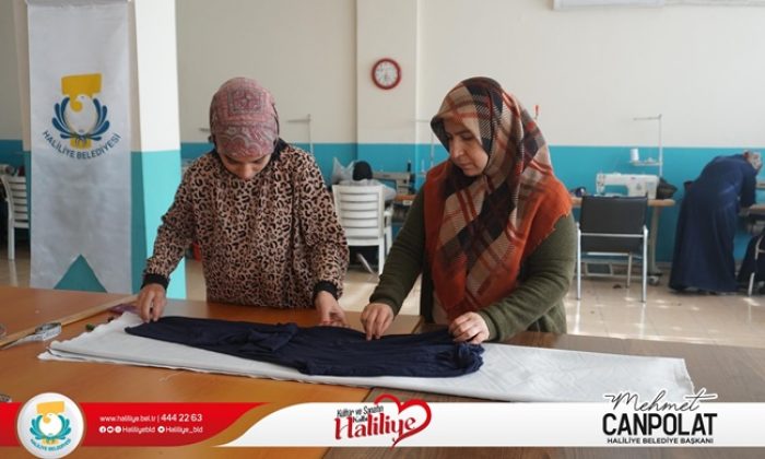 MESLEK ÖĞRENEN KADINLARDAN BAŞKAN CANPOLAT’A TEŞEKKÜR