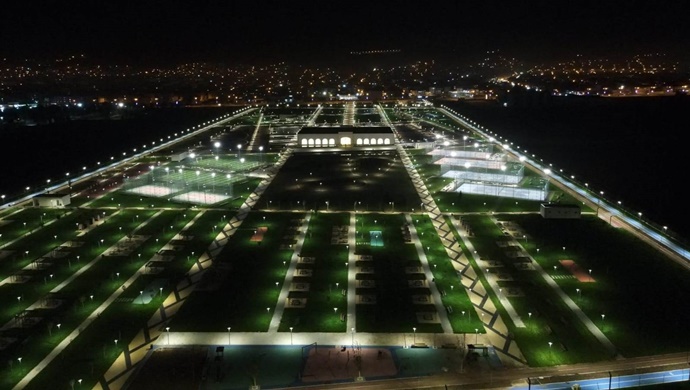 Eyyübiye Millet Bahçesi’nin Gece Görüntüsü Büyük Beğeni Kazandı