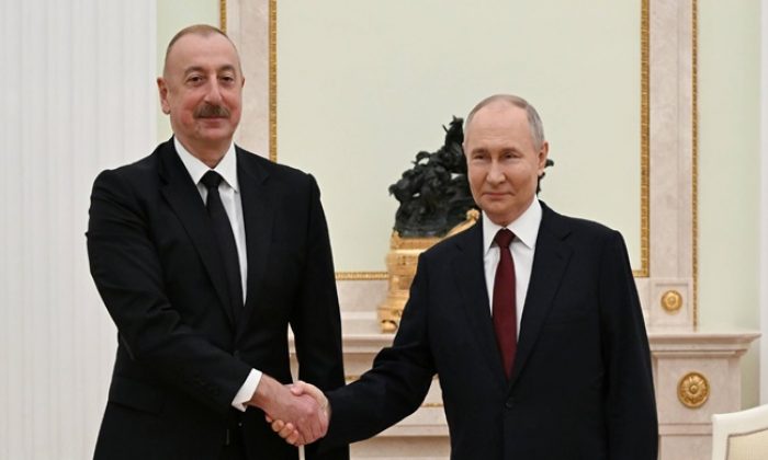 İlham Aliyev, Devlet Başkanı Vladimir Putin ile baş başa görüştü
