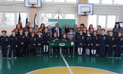 “Birleşik Rusya, Habarovsk Bölgesi Nekrasovka köyündeki bir okula Kahraman Masası kurdu