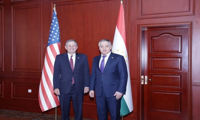 Meeting of the Minister of Foreign Affairs with the U.S. Senator