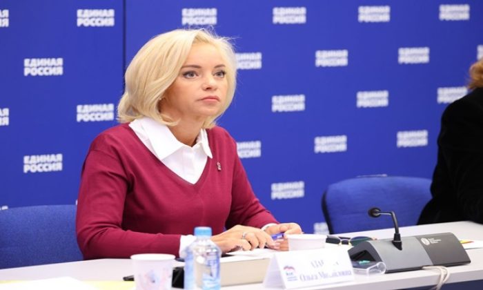 Olga Kazakova: “Birleşik Rusya”, 1 Ocak 2025’ten itibaren “Zemstvo Kültür İşçisi” programının etkili bir şekilde uygulanmasını izleyecek