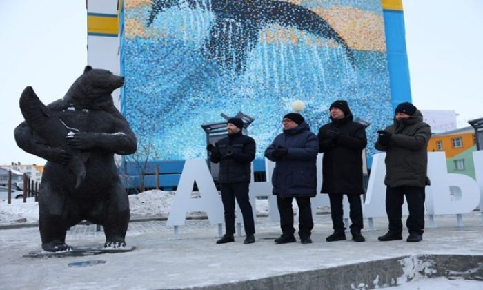 В Анадыре при поддержке «Единой России» открыли монумент Герба городского округа